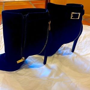 Jessica Simpson booties size 7
